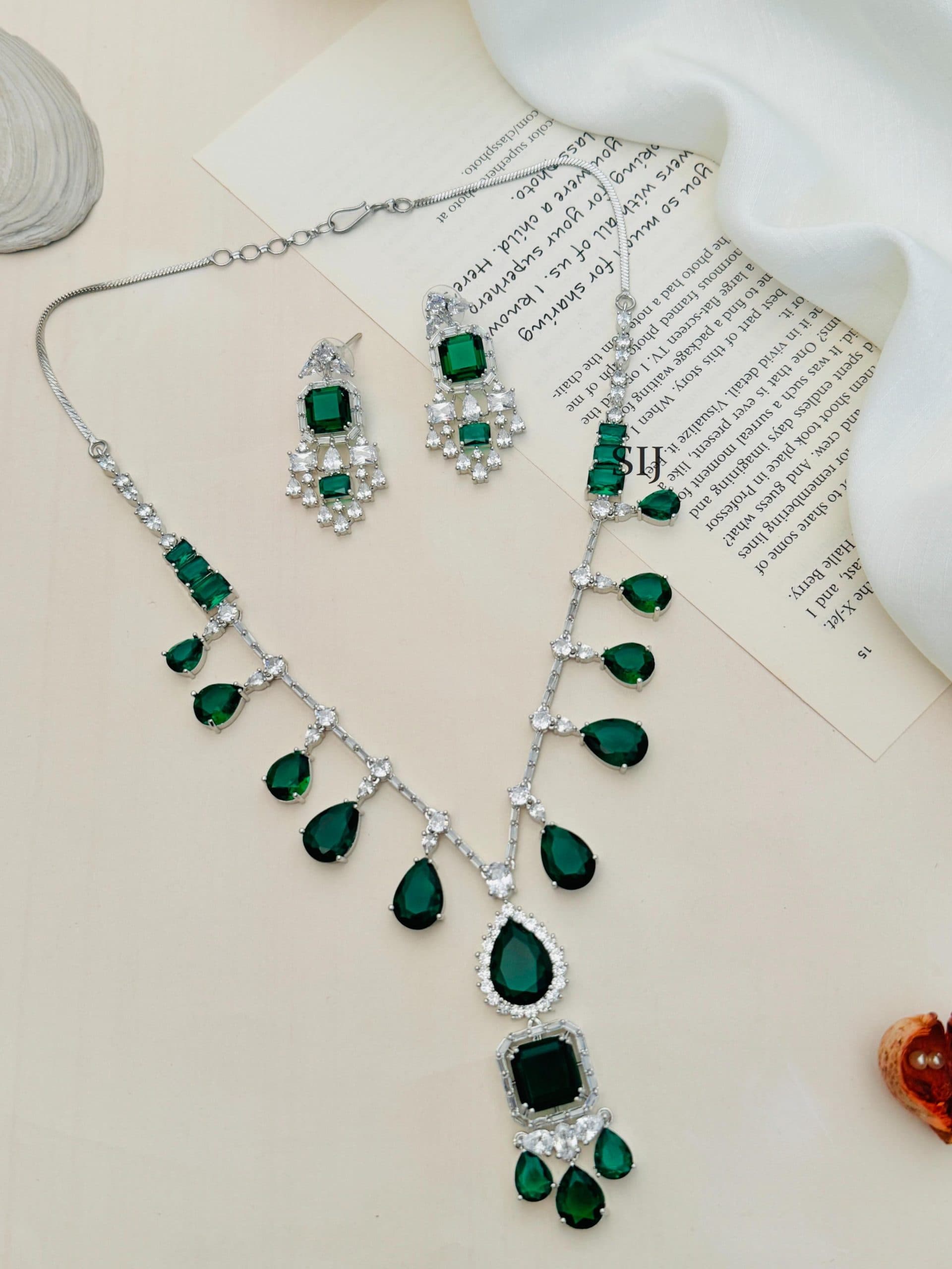 AD Stone Necklace Set — Green